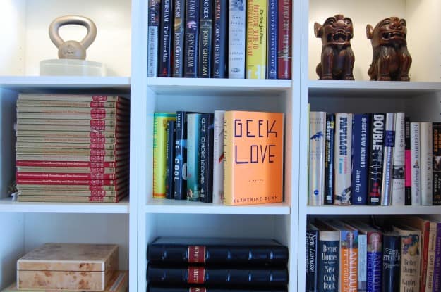 How To Stack Books In A Bookcase The Art Of Doing Stuff