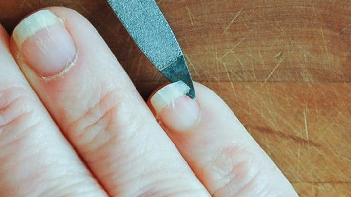 How to Fix a Broken Nail Yourself | DIY Nail Care - How to Fix a Broken Nail Yourself | DIY Nail Care -