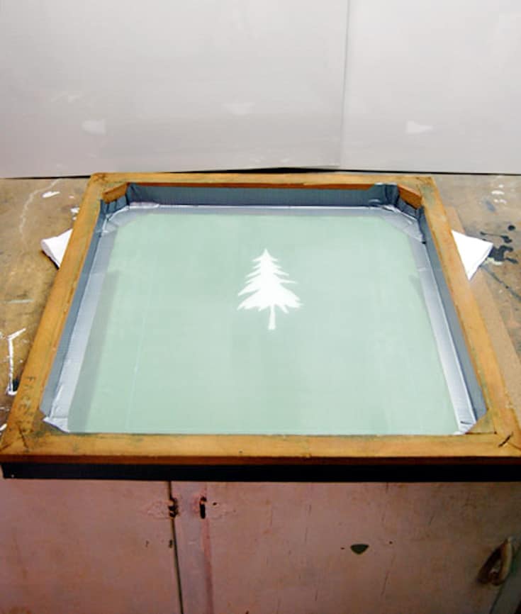 How to Screen Print at Home  Diy screen printing, Screen printing,  Silkscreen