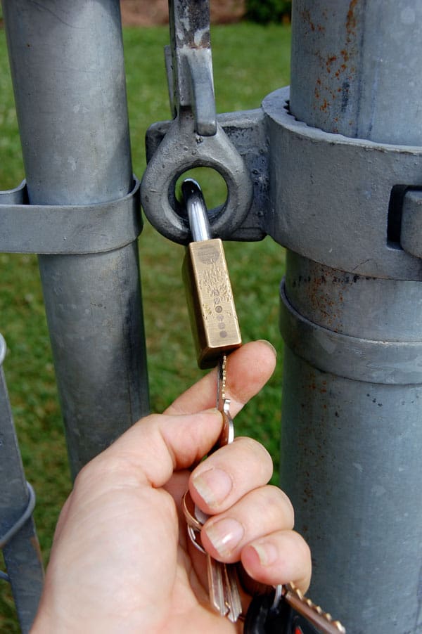 gate-lock