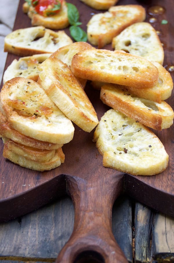 home-made-baguette-crisps