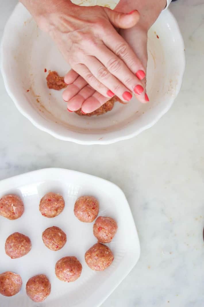 forming-meatballs-blue-apron