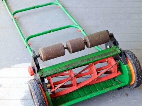 HOW TO SHARPEN A PUSH MOWER (OR A REEL MOWER.)