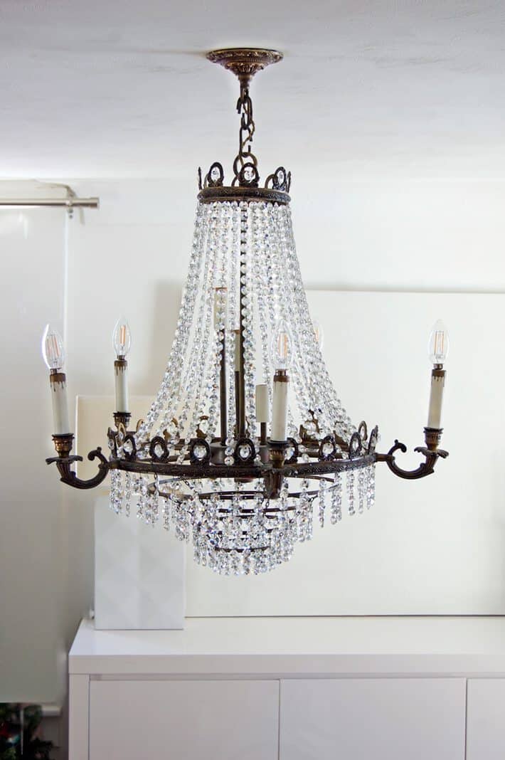 Easy chandelier socket repair. How to replace the socket