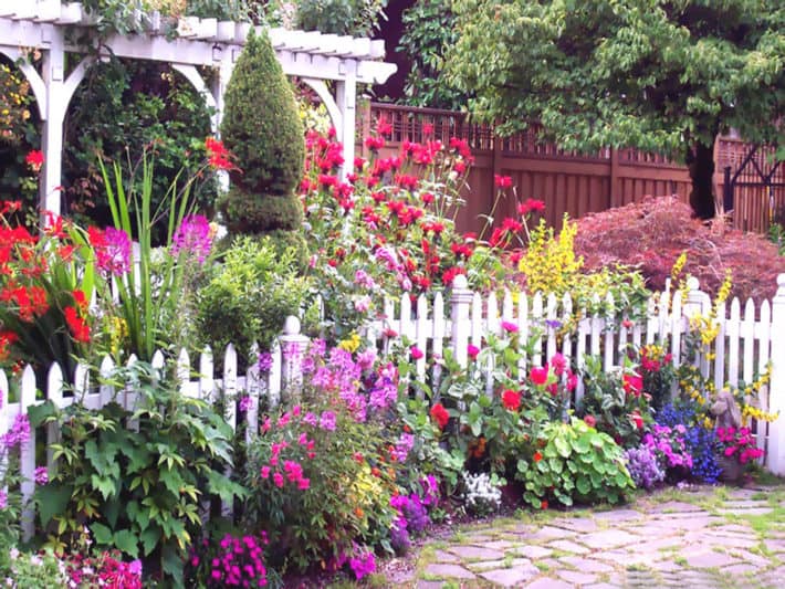 The English Cottage Garden The Art Of Doing Stuffthe Art Of