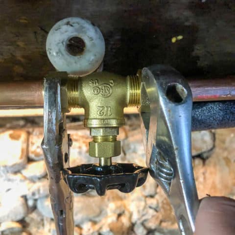 How to Replace a Leaky Shut Off Valve