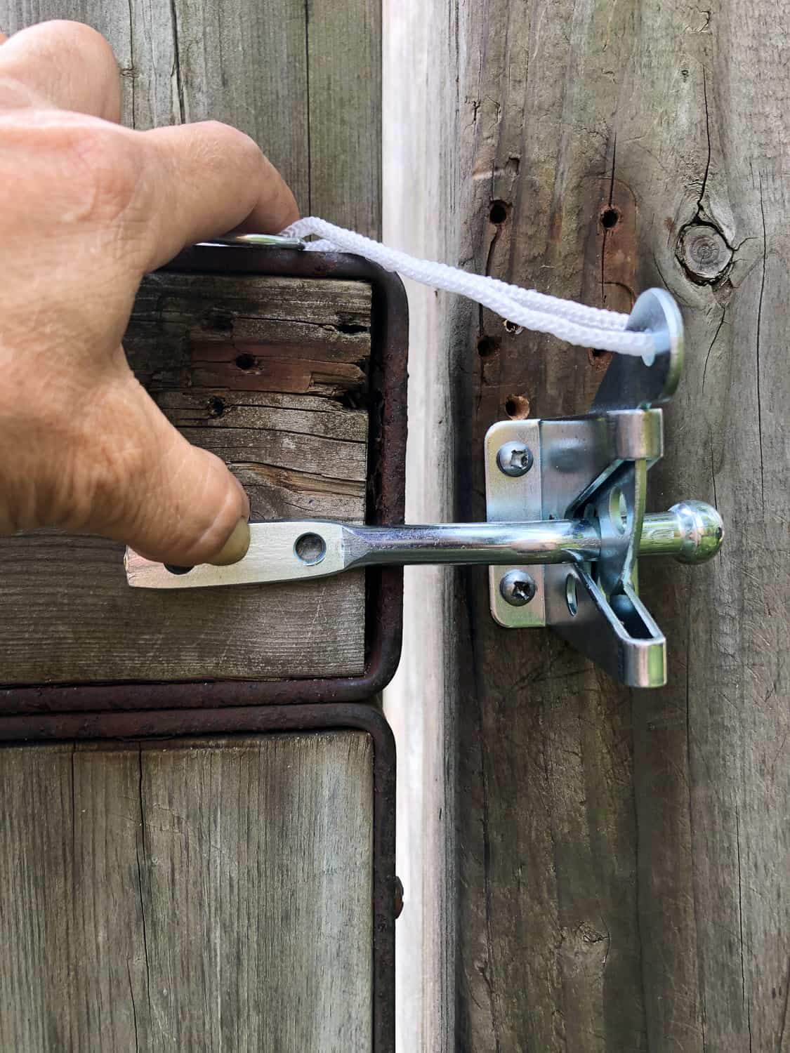 Installing A Self Locking Gate Latch