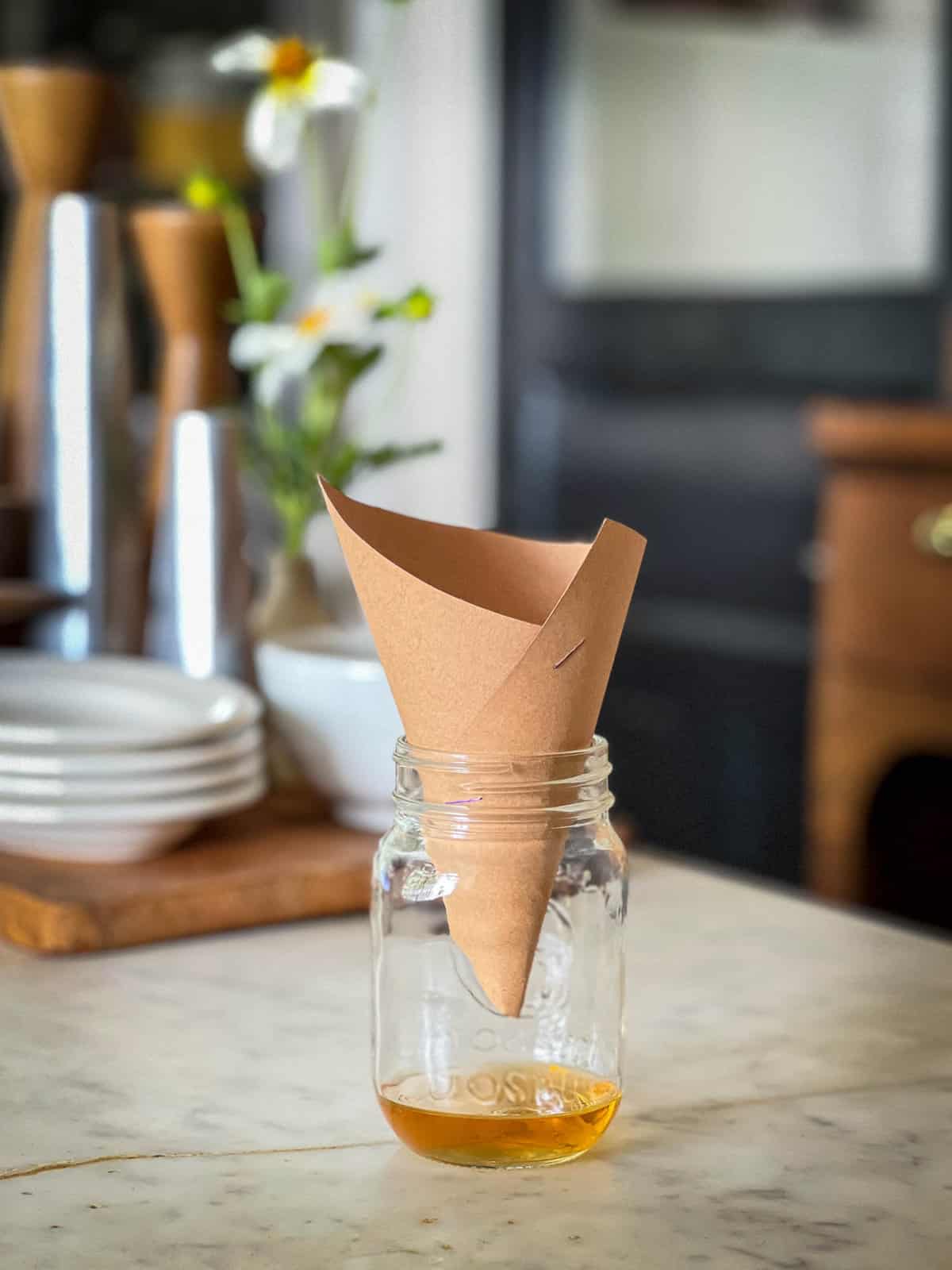 Mason Jar Fruit Fly Trap - Angie Holden The Country Chic Cottage